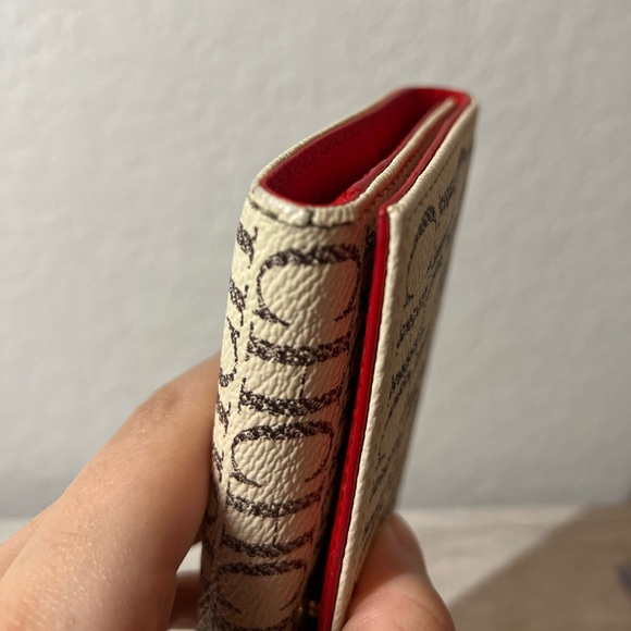 CH used wallet - Picture 6 of 11